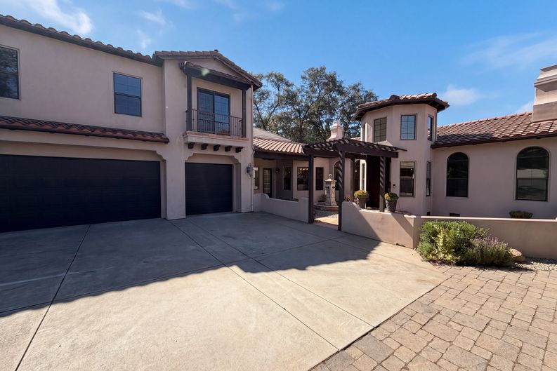 Photo 8 of 40 of 3172 Chasen Dr, Cameron Park, CA