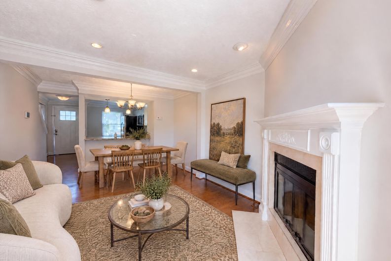 Photo 15 of 57 of 8769 Kanawha Ct, Lorton, VA
