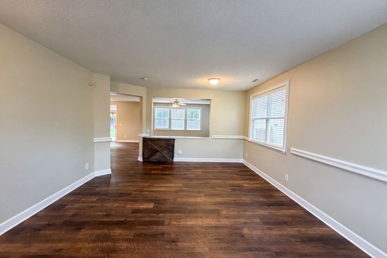 Photo 8 of 19 of 1812 Devonridge Dr, Fuquay Varina, NC