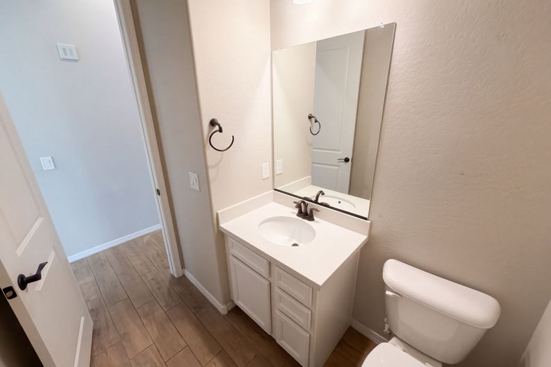 Photo 22 of 55 of 4511 N 93rd Dr, Phoenix, AZ