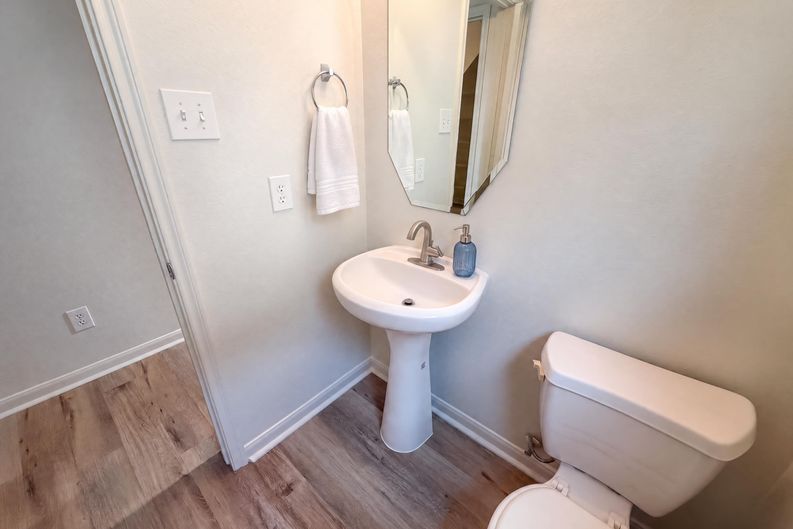 Photo 32 of 49 of 15515 Hollow Cypress Ct, Houston, TX