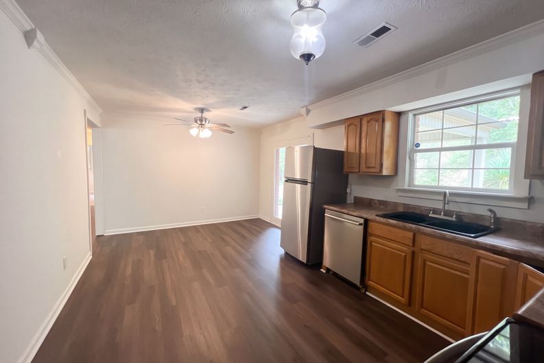 Photo 6 of 24 of 226 Parliament Rd, Harrogate, TN