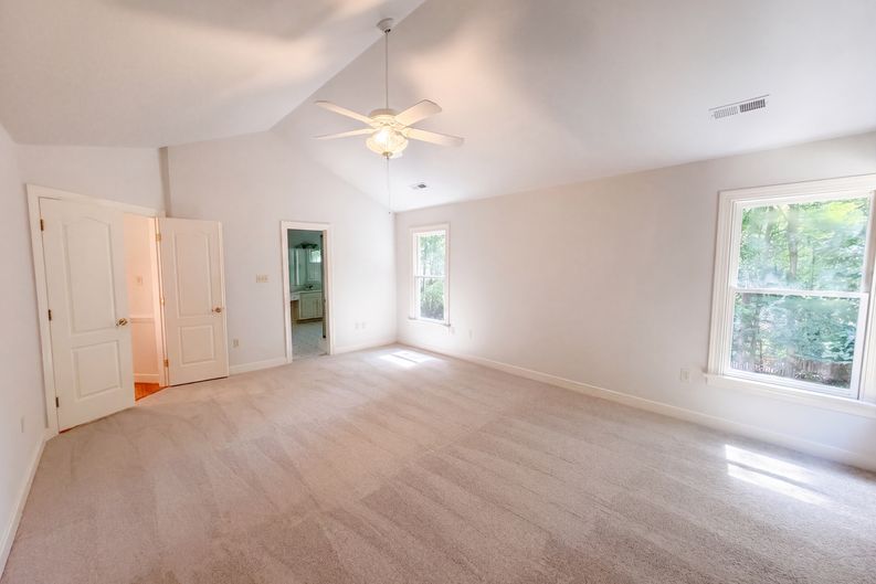 Photo 16 of 29 of 5806 Fox Briar Way, Midlothian, VA