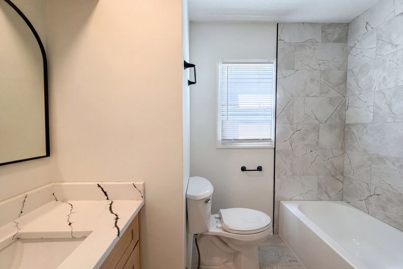 Photo 6 of 19 of 5525 Yecker Ave, Kansas City, KS