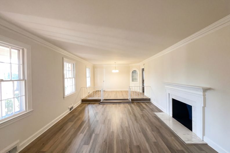 Photo 12 of 21 of 207 Gleneagles Rd E, Statesville, NC