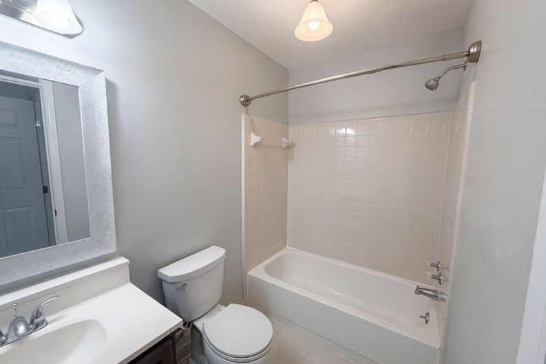 Photo 8 of 15 of 5621 Split Oak Way, Raleigh, NC