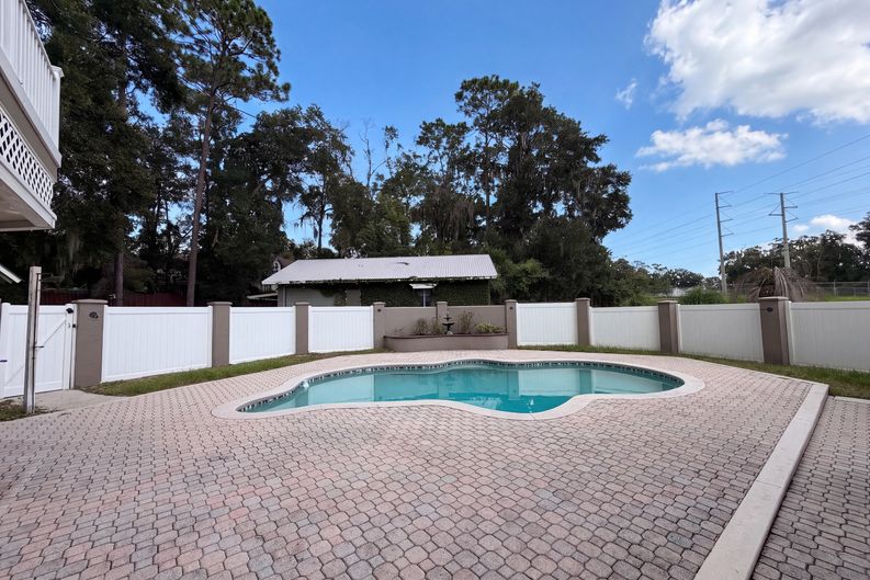 Photo 27 of 31 of 4335 SE 8th St, Ocala, FL