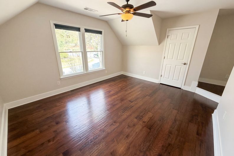 Photo 41 of 44 of 4000 Amberley Ln, Marietta, GA