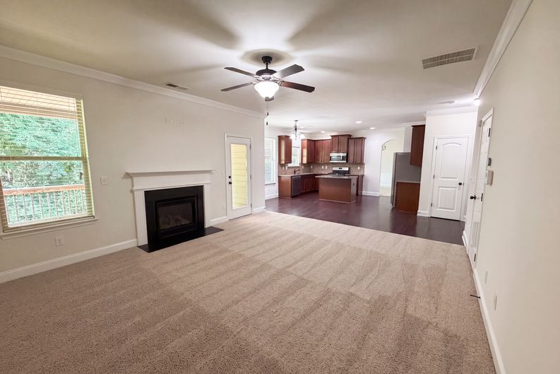 Photo 3 of 22 of 2321 Willow Shade Ln, Loganville, GA