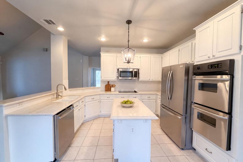 Photo 6 of 19 of 1906 Garden Terrace Dr, Katy, TX