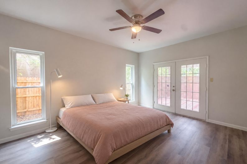 Photo 10 of 27 of 15626 Dove Meadow St, San Antonio, TX