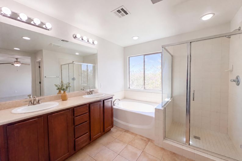 Photo 12 of 34 of 7319 Pepperbox Ave, Las Vegas, NV