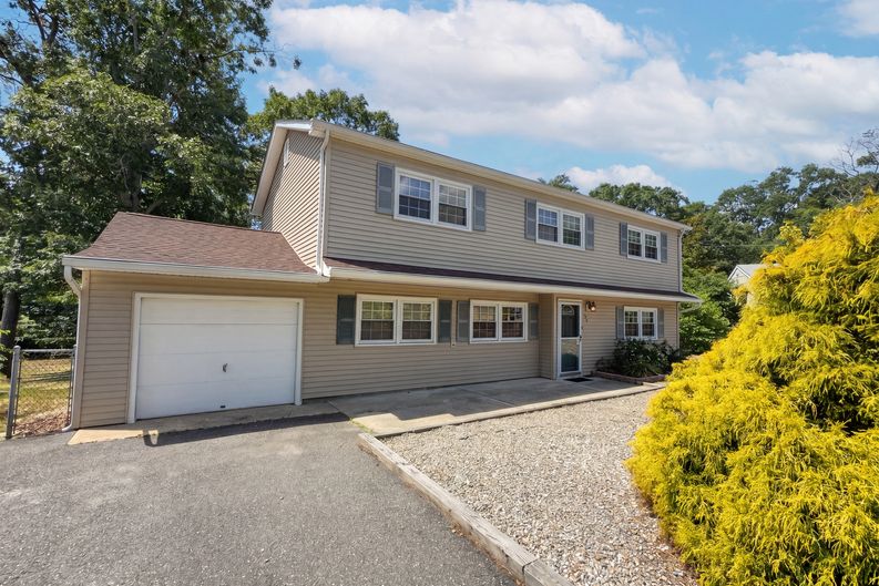 Photo 21 of 25 of 24 Hogan Ct, Little Egg Harbor, NJ