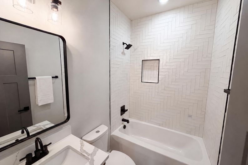 Photo 11 of 20 of 490 E 22nd St, Kannapolis, NC