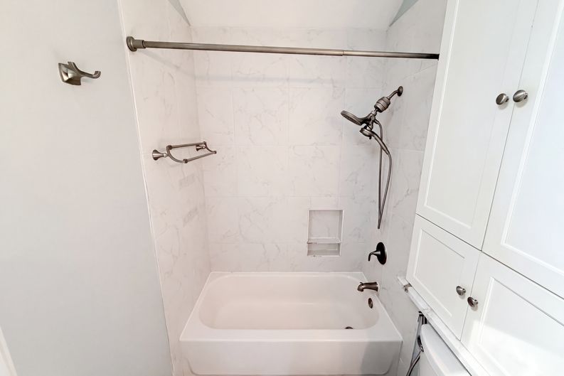 Photo 21 of 33 of 3409 Woodrun Trl, Marietta, GA