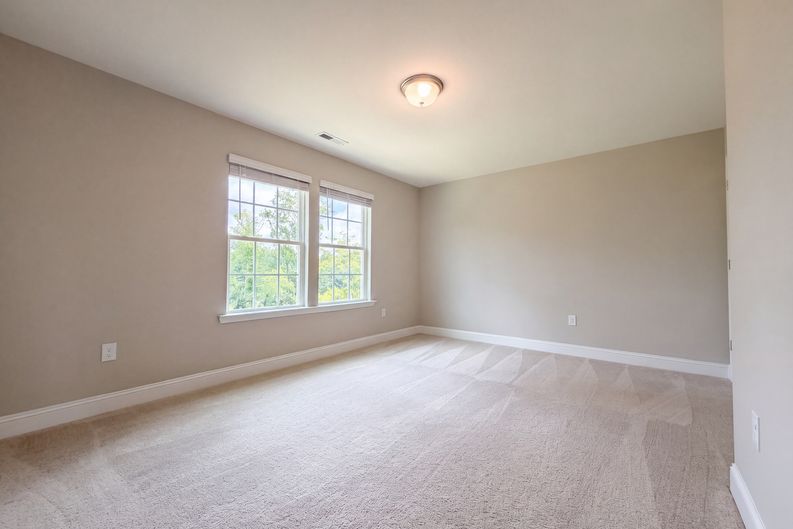 Photo 4 of 26 of 93 Spring Crest Dr, Angier, NC