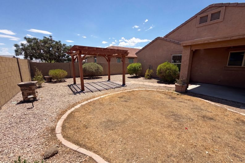 Photo 5 of 29 of 4181 S 247th Dr, Buckeye, AZ