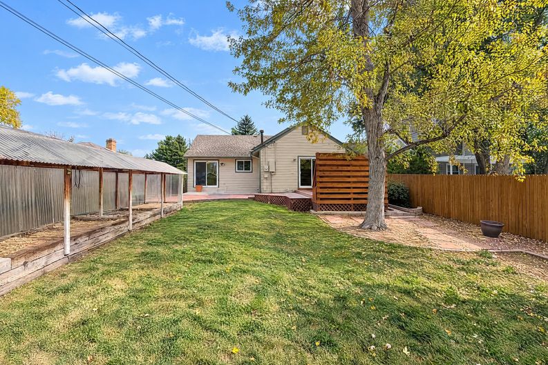 Photo 5 of 25 of 4423 S Elati St, Englewood, CO