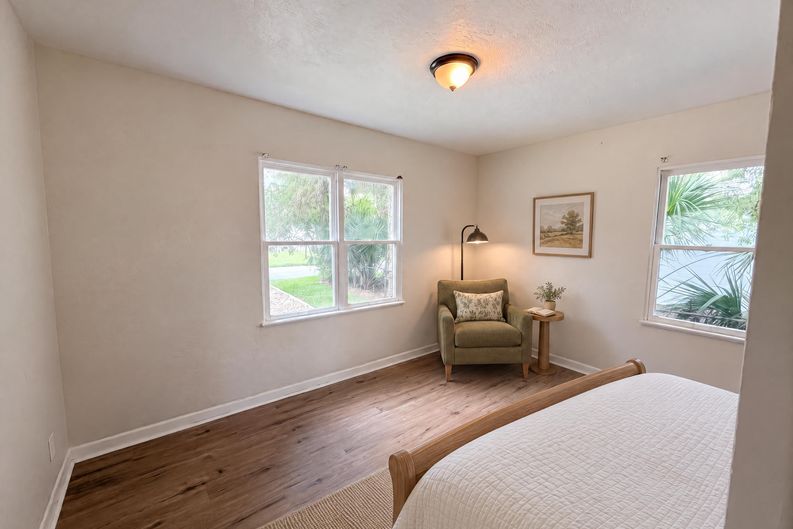 Photo 4 of 20 of 706 Flanders Ave, Daytona Beach, FL