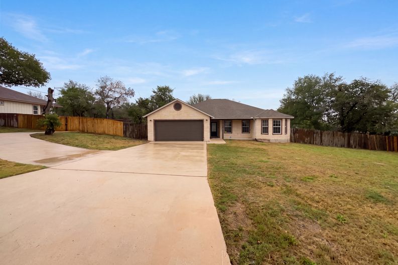 Photo 18 of 22 of 130 Log Cabin Way, Poteet, TX