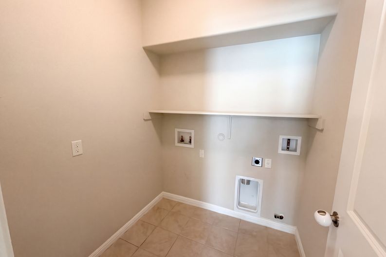 Photo 22 of 26 of 11106 Bruneau Trl, Austin, TX