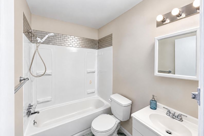 Photo 13 of 19 of 2908 Nemeth Ln, Bowie, MD