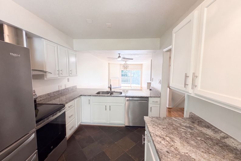 Photo 11 of 17 of 704 Green Ridge Dr, Raleigh, NC