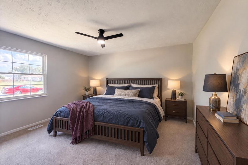 Photo 14 of 38 of 6363 Sandric Ln, Liberty Township, OH