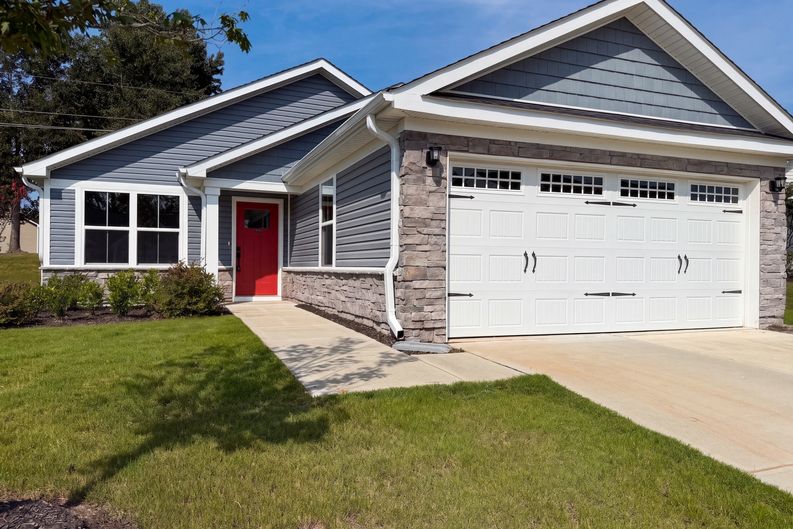 Photo 15 of 18 of 8680 Kenridge Ln, Fuquay Varina, NC