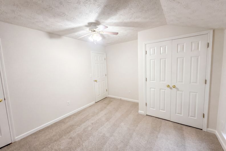 Photo 13 of 60 of 2492 Halcyon Way, Lawrenceville, GA