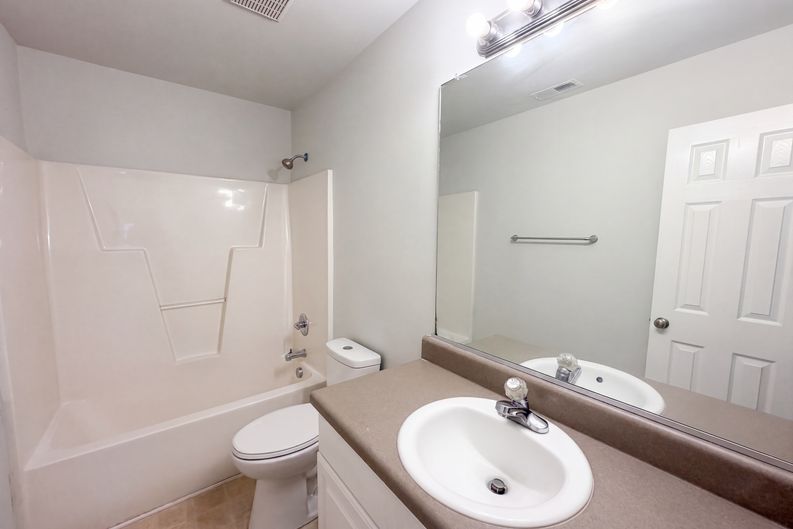 Photo 12 of 17 of 128 Saint Johns St, Knightdale, NC