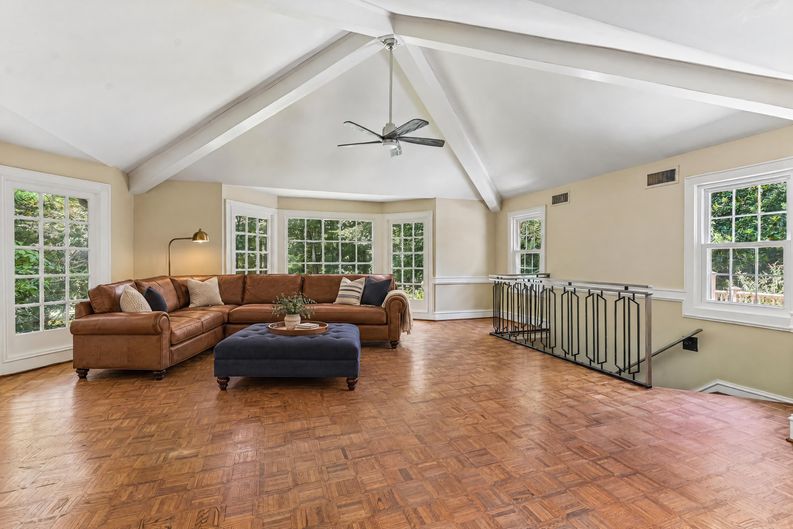 Photo 67 of 87 of 3135 Spalding Dr, Sandy Springs, GA