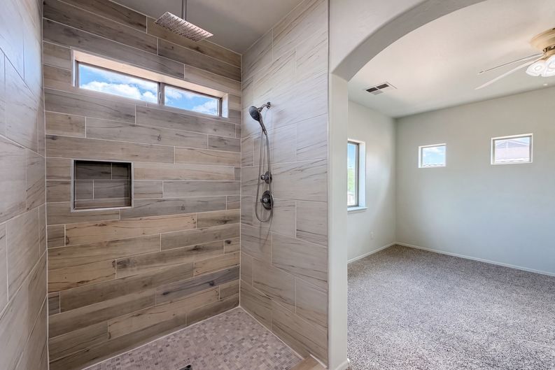 Photo 21 of 31 of 5641 S 10th Dr, Phoenix, AZ