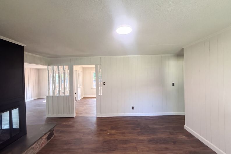 Photo 11 of 26 of 231 Oakgrove Rd, Asheboro, NC