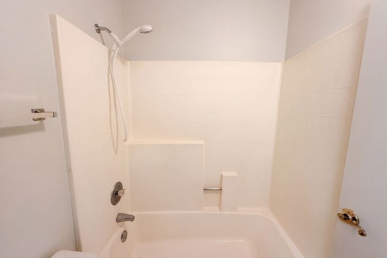 Photo 10 of 24 of 6018 W Mescal St, Glendale, AZ