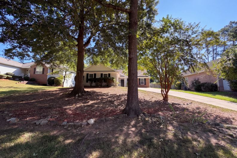 Photo 25 of 26 of 105 Nanci Ct, Stockbridge, GA