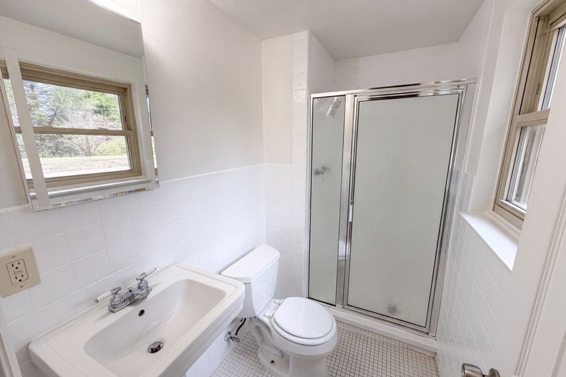 Photo 17 of 28 of 885 W 7th Avenue Dr, Broomfield, CO