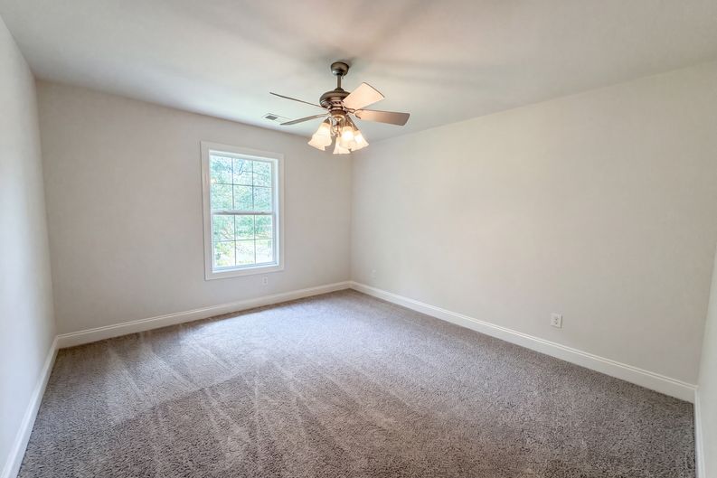 Photo 11 of 23 of 14 Magnolia Springs Ct, Columbia, SC