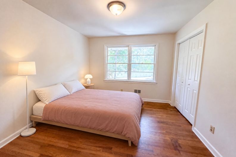 Photo 12 of 25 of 3022 Lindenwood Dr, Columbia, SC
