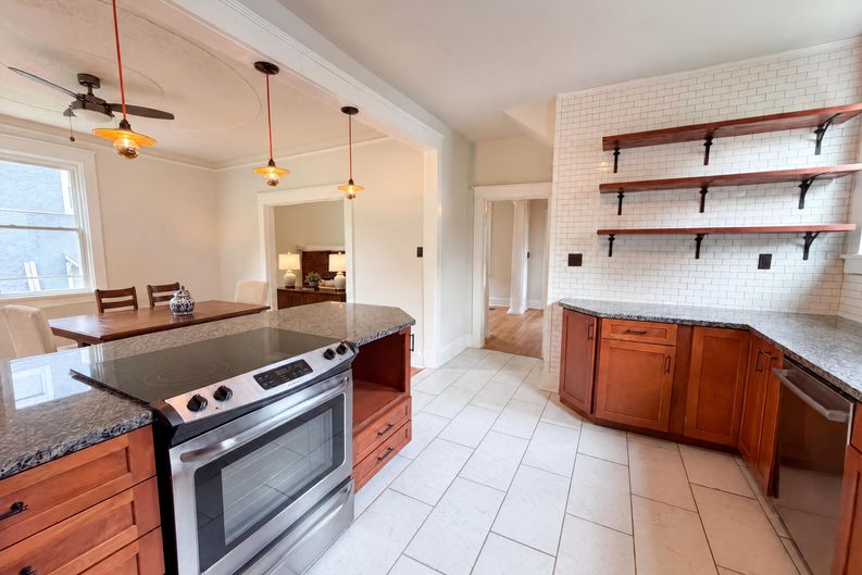 Photo 9 of 21 of 3311 Garland Ave, Richmond, VA