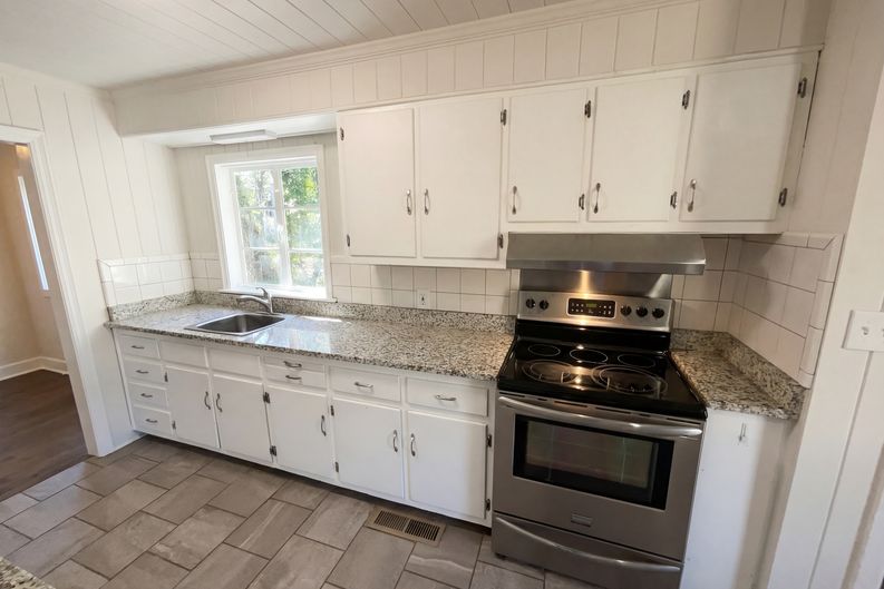 Photo 10 of 20 of 310 Terrace St, Griffin, GA