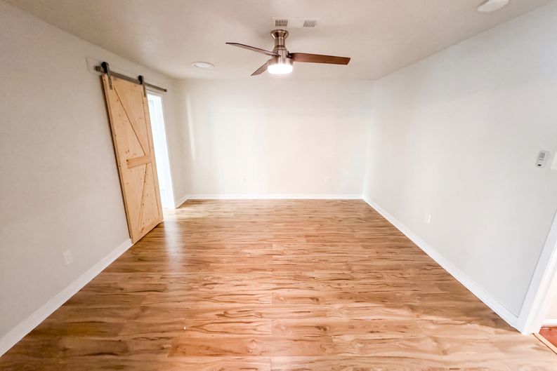 Photo 4 of 26 of 14923 Aspen Hills Dr, Houston, TX