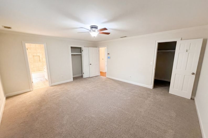 Photo 4 of 53 of 4958 Scotts Creek Trl, Peachtree Corners, GA