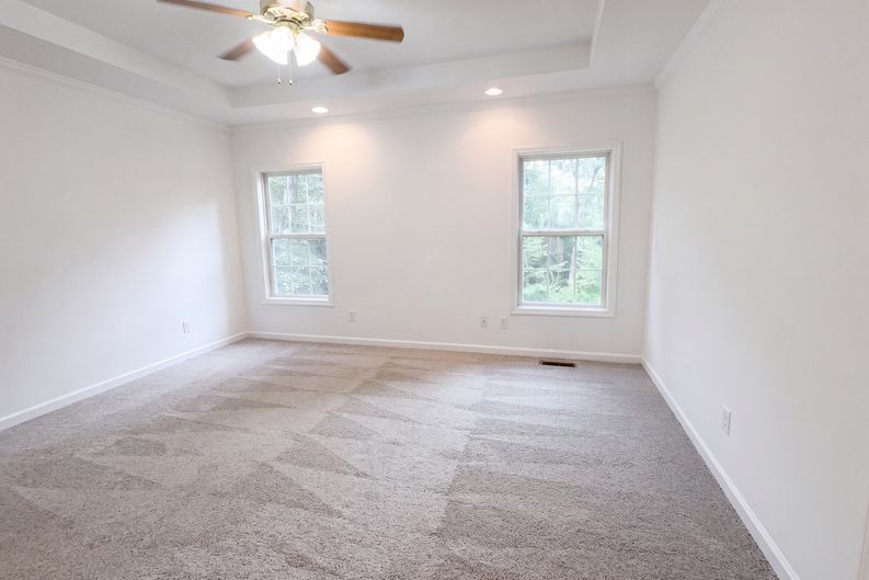 Photo 5 of 39 of 3073 Saratoga Dr, Dalton, GA
