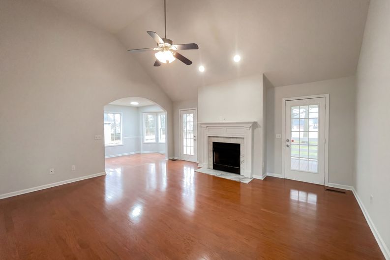 Photo 3 of 18 of 403 Buckingham Blvd, Gallatin, TN