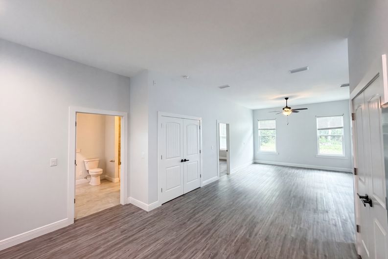 Photo 11 of 32 of 2700 Westside Dr, Leesburg, FL