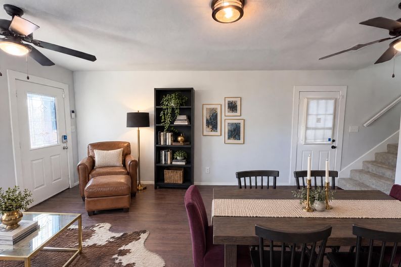 Photo 8 of 17 of 4526 S Horseshoe Trl, The Colony, TX