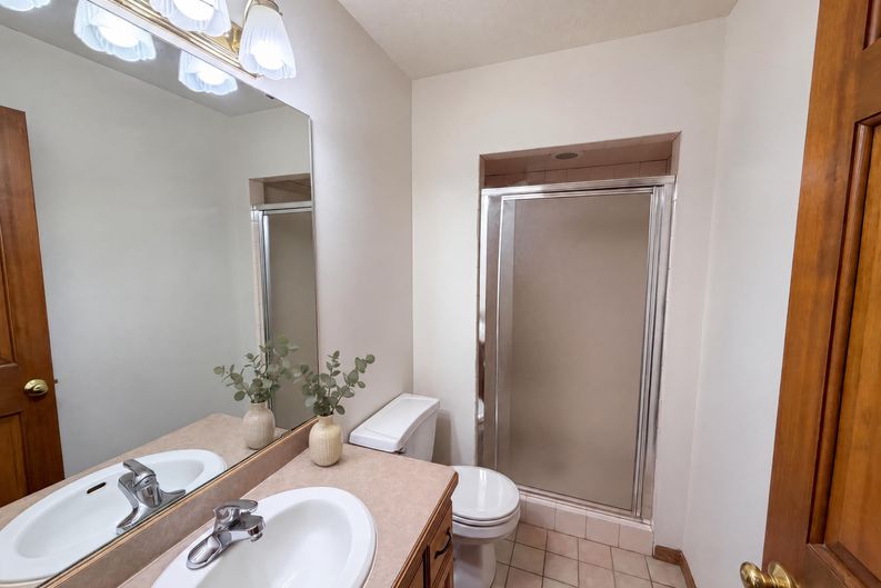 Photo 26 of 38 of 8433 Upland Ln N, Maple Grove, MN