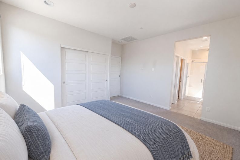 Photo 14 of 26 of 655 Angel Aura St, Las Vegas, NV