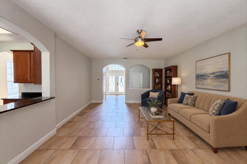 Photo 3 of 39 of 12706 Grovehurst Ave, Winter Garden, FL
